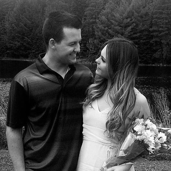 Meet your Posher, Ali - Picture 1 of 1